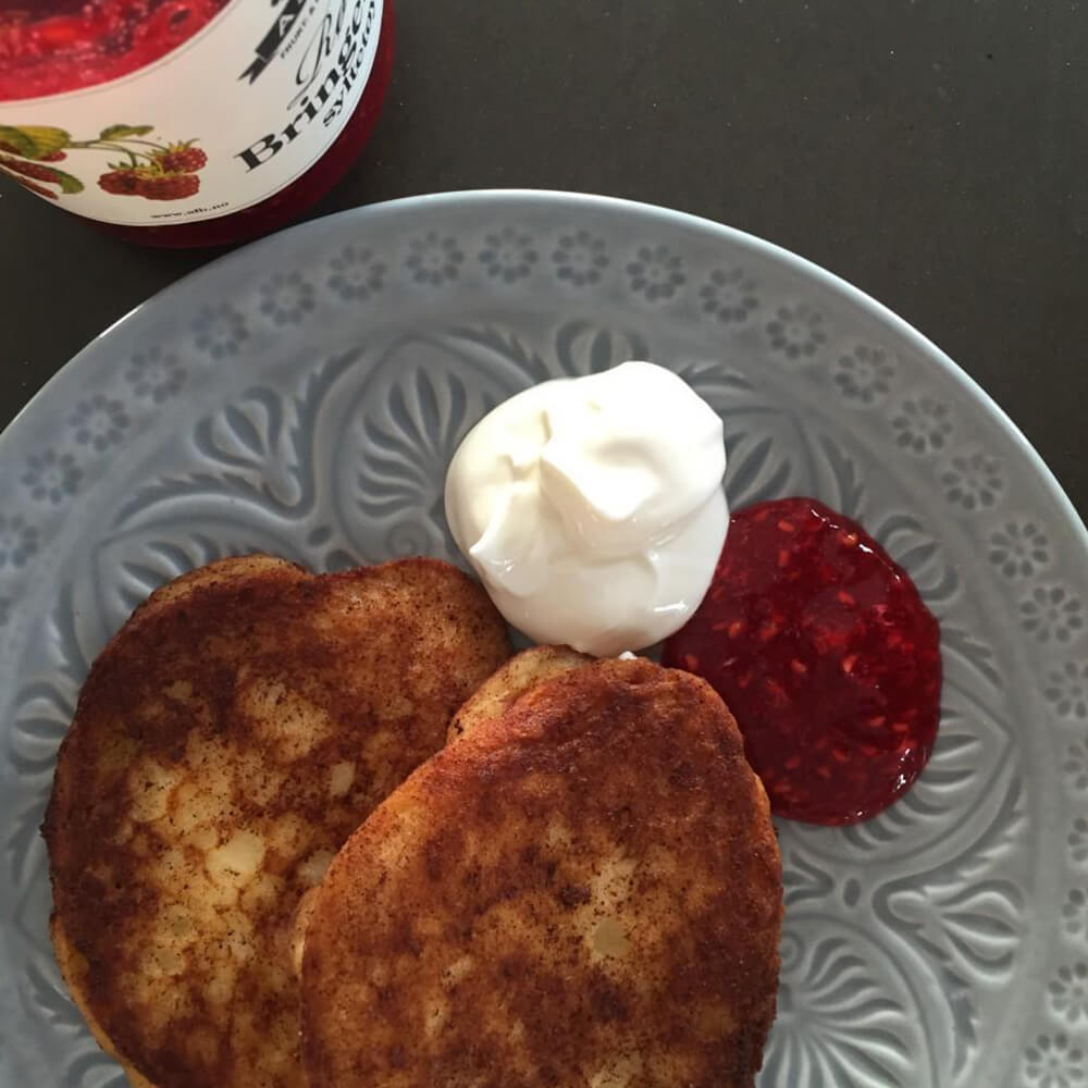 Pannekaker med ricotta og kanel